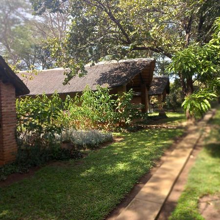 Barefoot Lodge And Safaris - Malawi Lilongwe Buitenkant foto