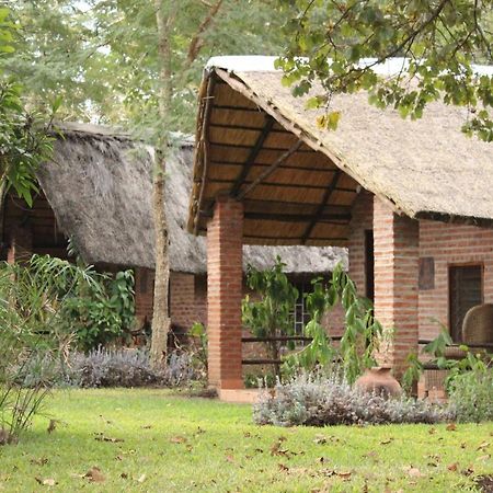 Barefoot Lodge And Safaris - Malawi Lilongwe Buitenkant foto