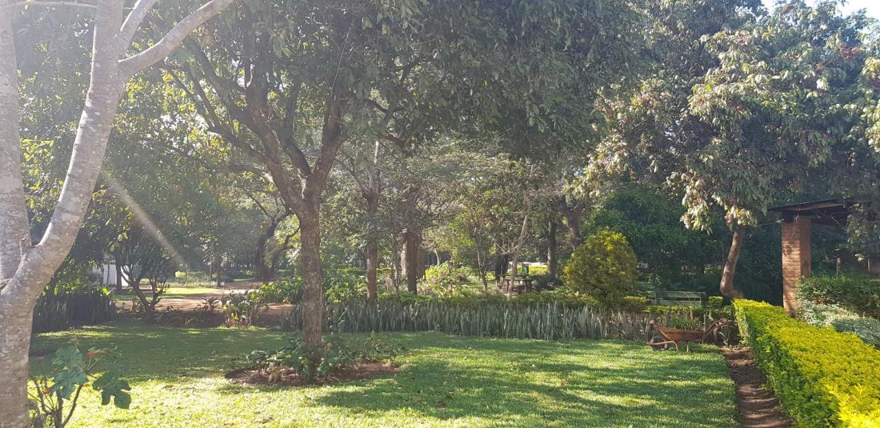 Barefoot Lodge And Safaris - Malawi Lilongwe Buitenkant foto