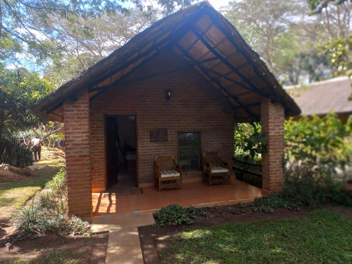 Barefoot Lodge And Safaris - Malawi Lilongwe Buitenkant foto