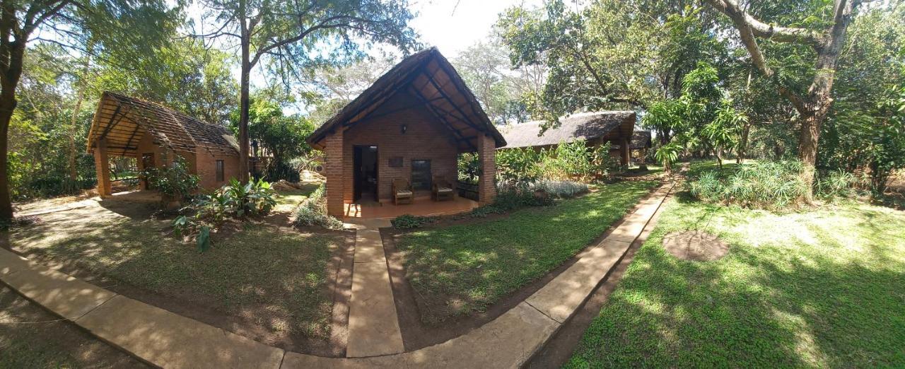 Barefoot Lodge And Safaris - Malawi Lilongwe Buitenkant foto