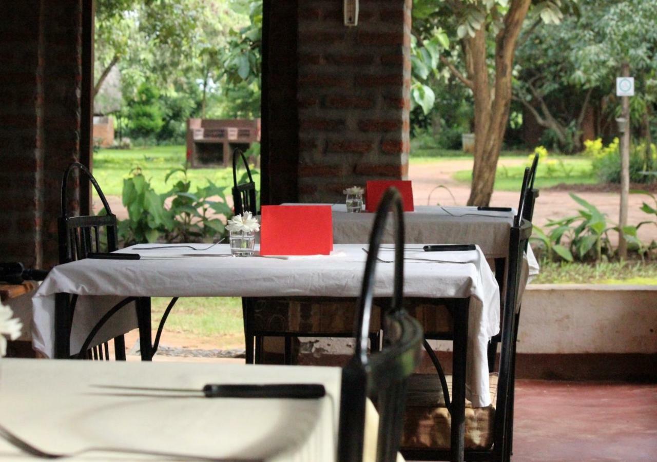 Barefoot Lodge And Safaris - Malawi Lilongwe Buitenkant foto