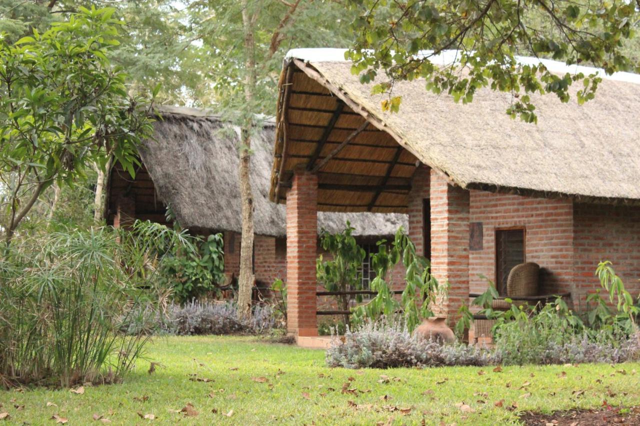 Barefoot Lodge And Safaris - Malawi Lilongwe Buitenkant foto